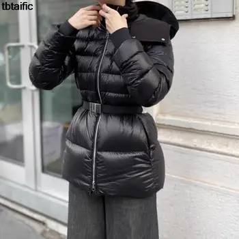 Тонкая куртка с капюшоном, черный пояс на талии, модная классическая куртка высокого качества, Зима 2023 года для женщин